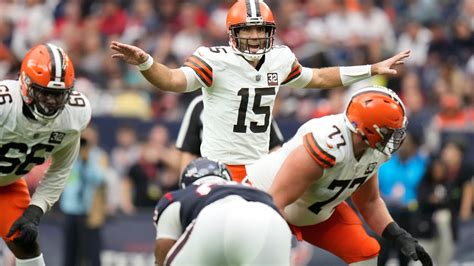 Joe Flacco faces Jets, his former team, with chance to push surging Browns into AFC playoffs